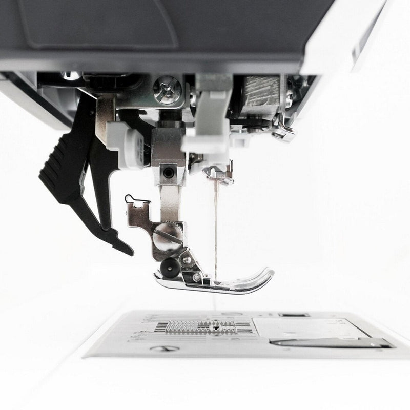 Bernette B77 Deco Sewing & Quilting Machine with 93 Spools & 200+ Accessories - Swing Design