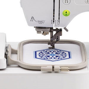 Brother SE600 Sewing & Embroidery Machine w/ 4" x 4" Embroidery Area - Swing Design