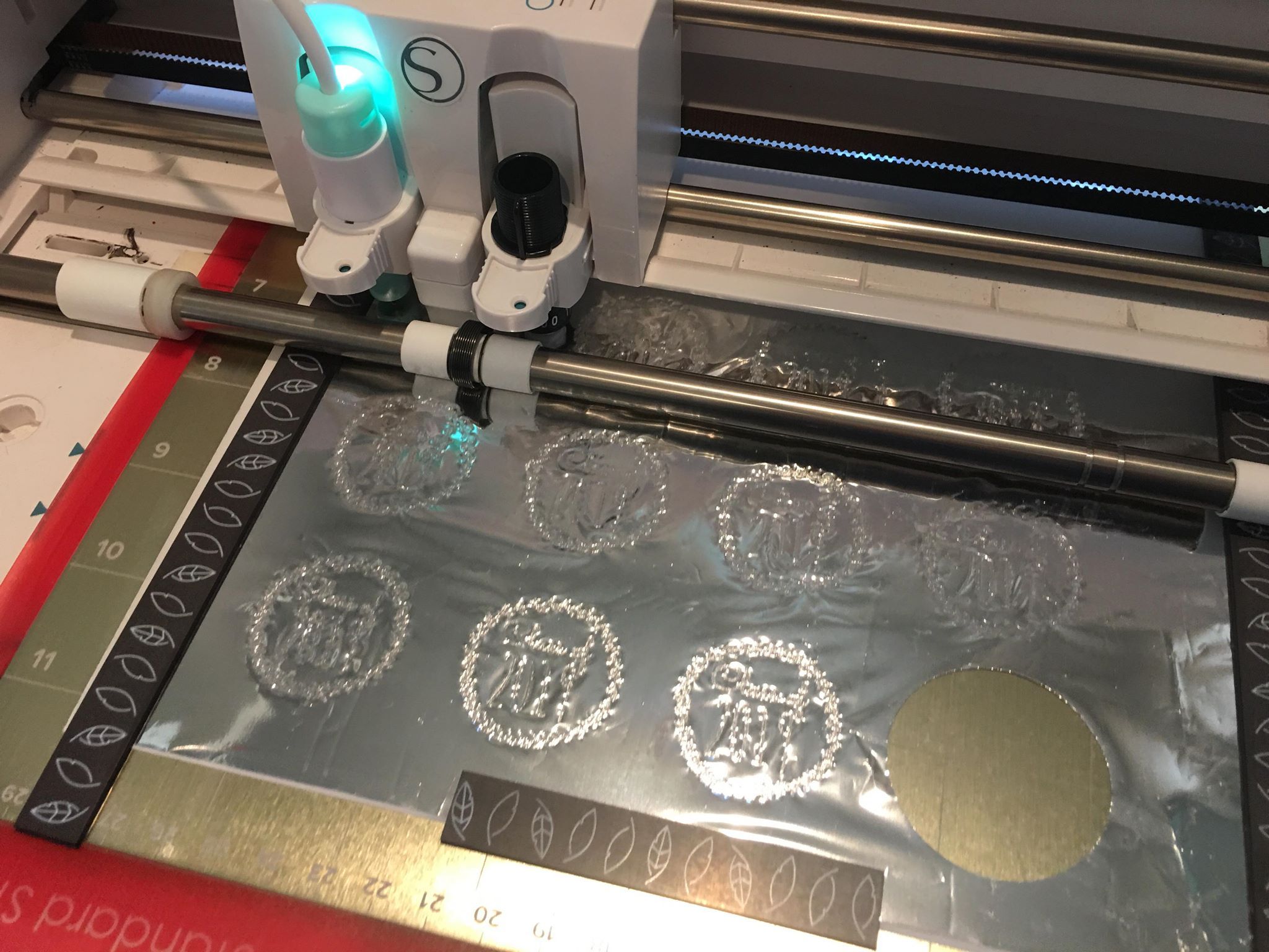 Using the Foil Quill Magnetic Mat - Hey, Let's Make Stuff