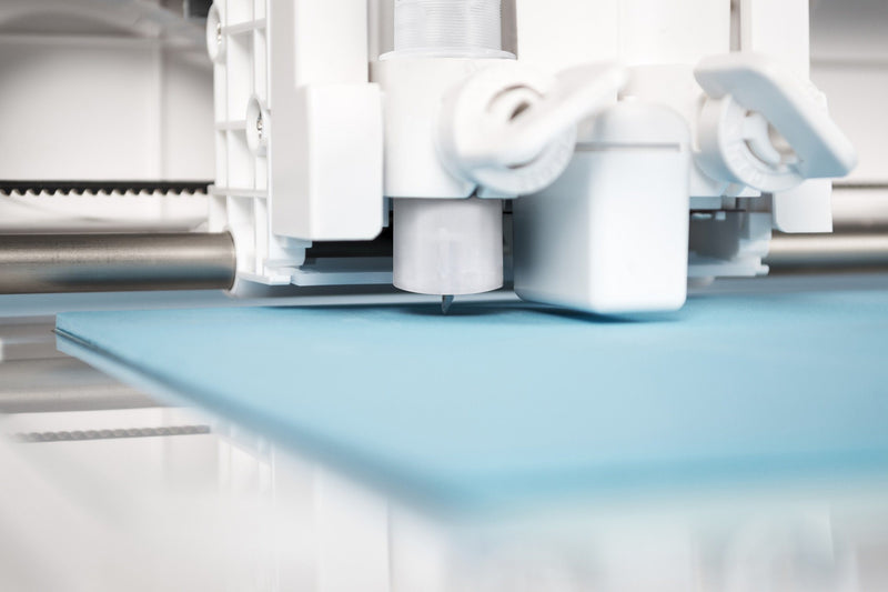 Silhouette Deep-Cut Blade - Swing Design